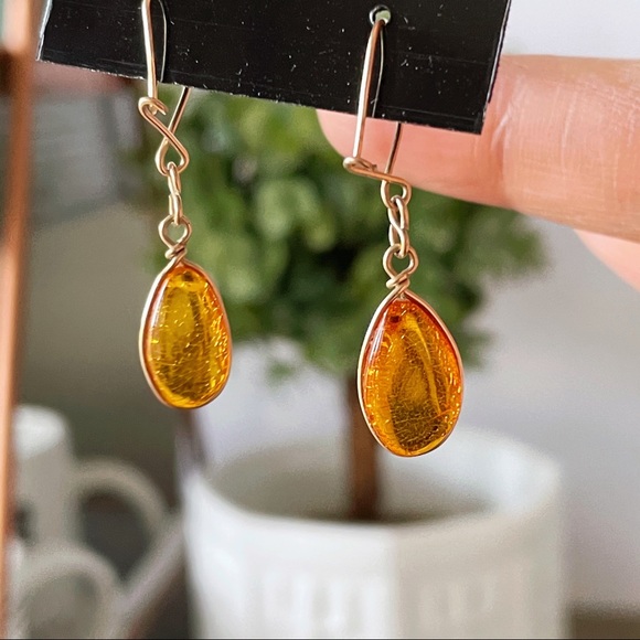 Vintage Honey Amber Drop Earrings - Picture 3 of 5